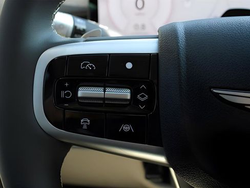 New 2026 Genesis GV70 2.5T image 16