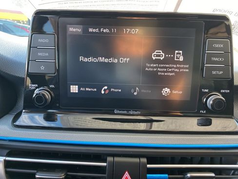 Certified 2022 Kia Seltos LX image 30