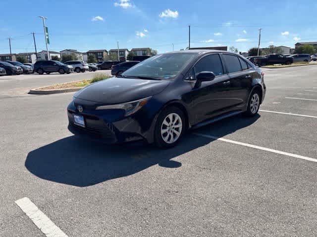 Used 2025 Toyota Corolla LE FWD image 1