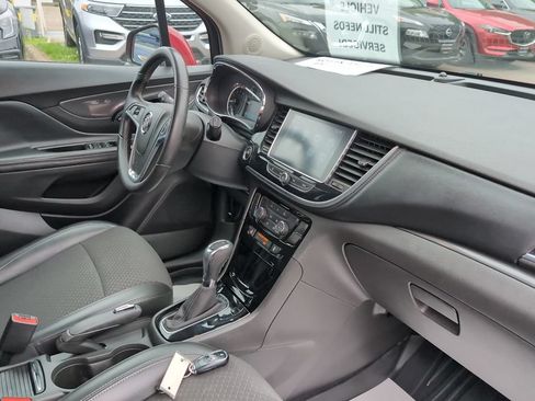 Used 2019 Buick Encore Preferred FWD image 7