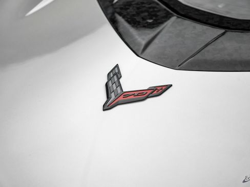 Used 2023 Chevrolet Corvette Z06 w/ Z07 Performance Package image 43