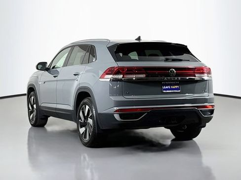 Certified 2025 Volkswagen Atlas Cross Sport SE AWD/4WD image 5