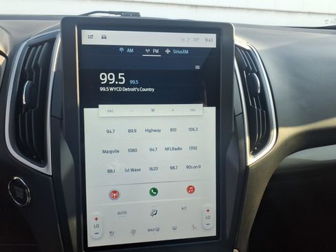 Certified 2024 Ford Edge SEL w/ Convenience Package image 17