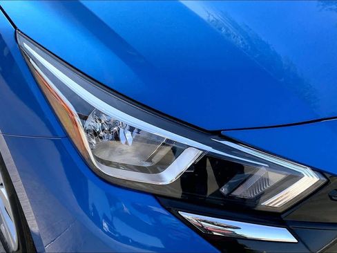 Used 2023 Nissan Versa S w/ Trunk Package image 26