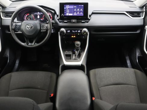 Certified 2025 Toyota RAV4 XLE FWD image 30