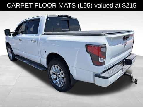 Used 2020 Nissan Titan SL w/ Moonroof Package AWD/4WD image 7