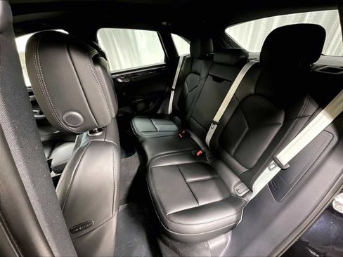 New 2026 Porsche Macan Turbo image 25