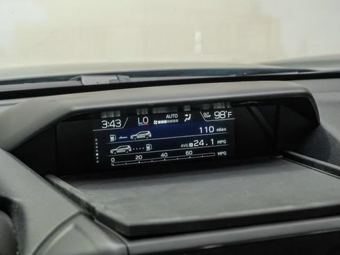 Used 2024 Subaru Forester Premium AWD/4WD image 39