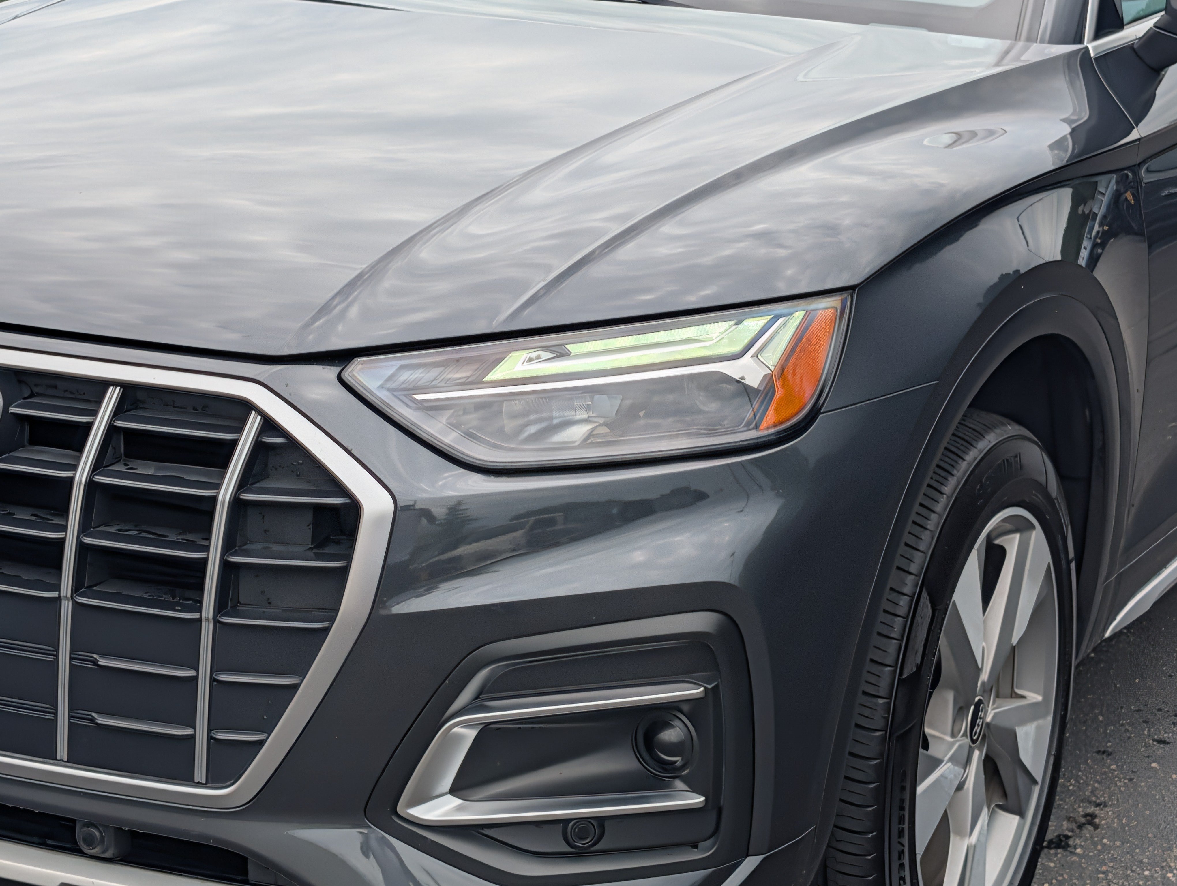Used 2023 Audi Q5 2.0T Premium Plus w/ Premium Plus Package AWD/4WD image 17