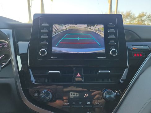 Used 2023 Toyota Camry LE image 27