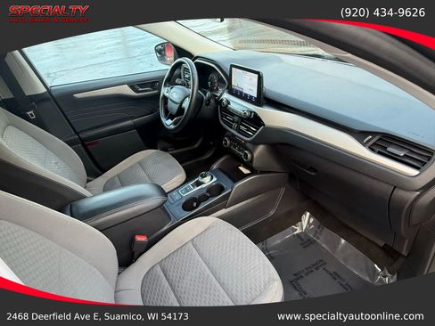 Used 2022 Ford Escape SE w/ Cold Weather Package image 21