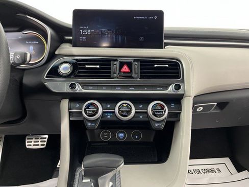 Used 2023 Genesis G70 2.0T w/ Sport Prestige Package RWD image 21