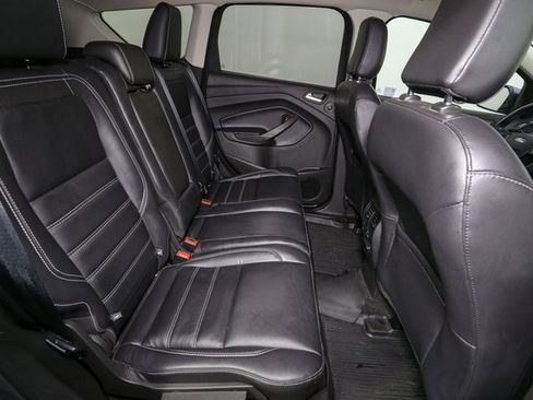 Used 2019 Ford Escape Titanium image 19