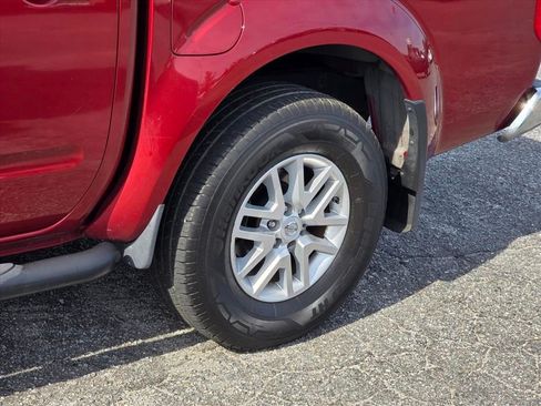 Used 2019 Nissan Frontier SV AWD/4WD image 18