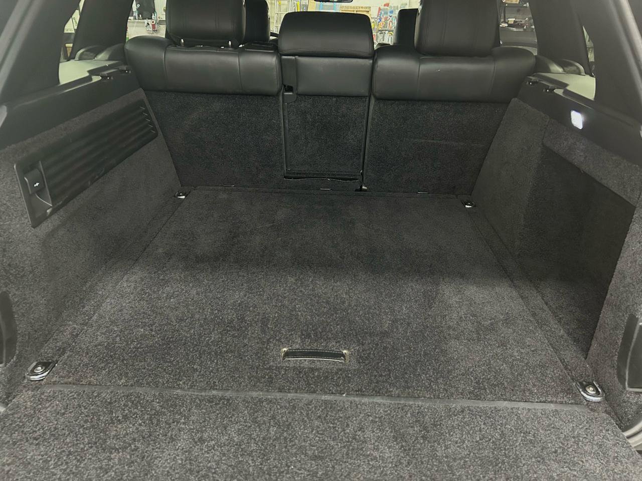 Used 2014 Land Rover Range Rover HSE AWD/4WD image 19
