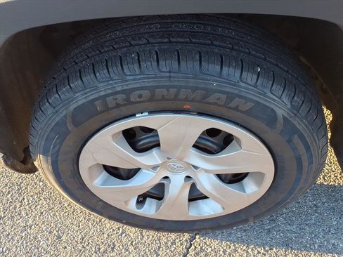 Used 2024 Toyota RAV4 LE image 10