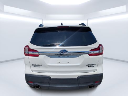 Used 2022 Subaru Ascent Touring AWD/4WD image 4