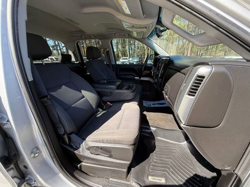 Used 2018 Chevrolet Silverado 1500 LT image 25