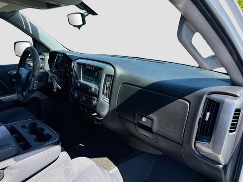 Used 2018 Chevrolet Silverado 1500 LT w/ All Star Edition AWD/4WD image 30