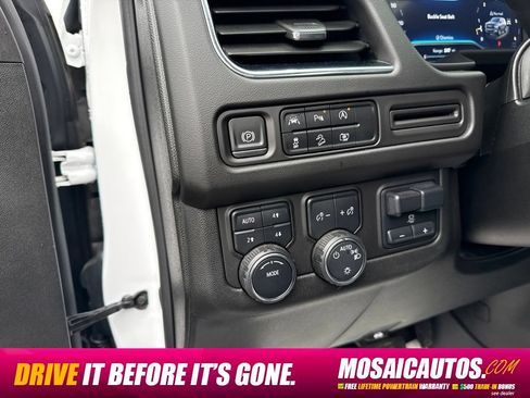 Used 2023 Chevrolet Tahoe Z71 w/ Luxury Package AWD/4WD image 33