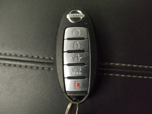 Used 2021 Nissan Sentra SV image 32