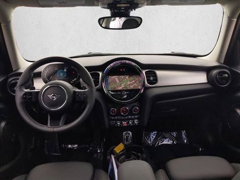 Used 2024 MINI Cooper S FWD image 18