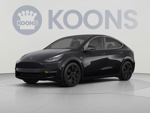 Used 2025 Tesla Model Y Long Range AWD/4WD image 1