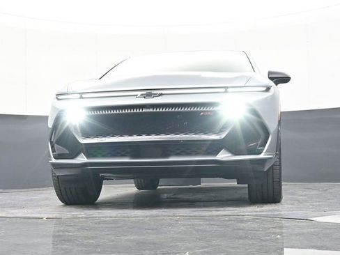 New 2026 Chevrolet Equinox EV RS image 49