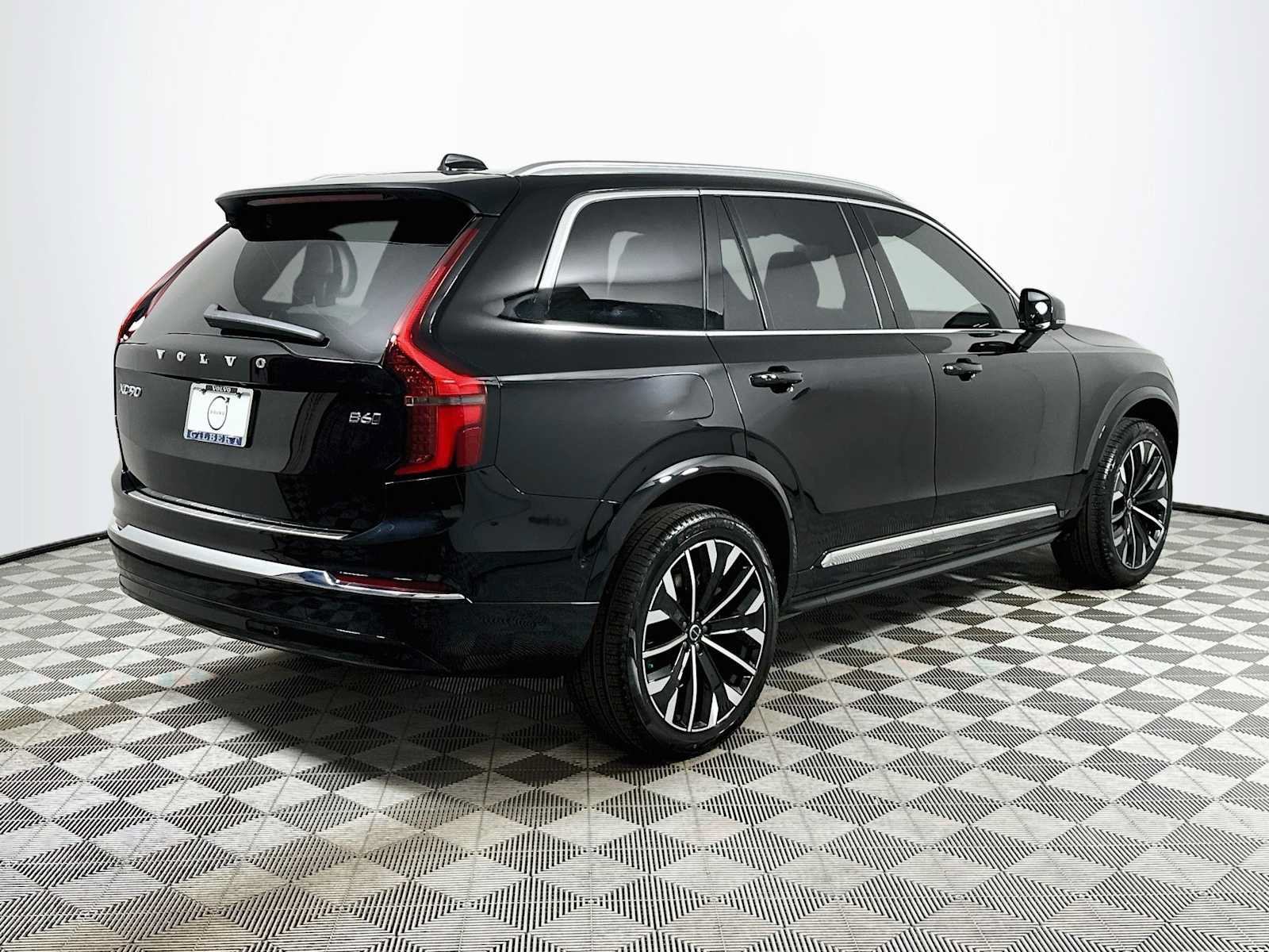 New 2026 Volvo XC90 B6 Plus w/ Protection Package Premier AWD/4WD image 7