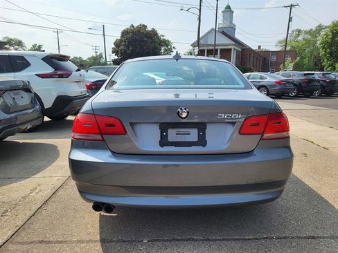 Used 2010 BMW 328i Coupe image 5