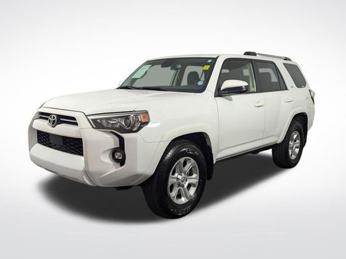 Used 2024 Toyota 4Runner SR5 image 4