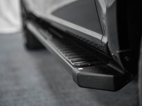 Certified 2023 Ford F150 Lariat w/ Equipment Group 502A High image 21