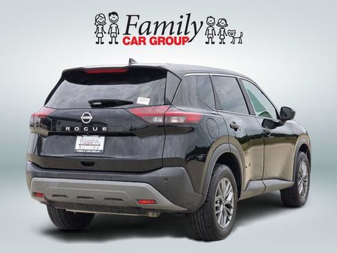 Used 2023 Nissan Rogue S FWD image 4