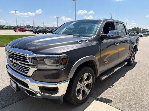 Used 2020 RAM 1500 Laramie AWD/4WD image 1