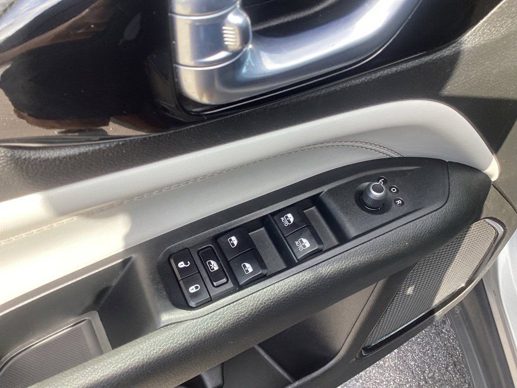 Used 2024 Jeep Compass Limited AWD/4WD image 10