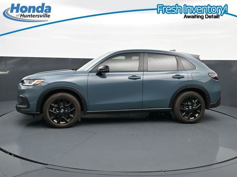 Used 2025 Honda HR-V Sport image 6