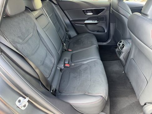Used 2024 Mercedes-Benz GLC 43 AMG 4MATIC image 8