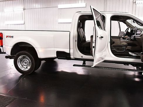 Used 2025 Ford F450 Platinum w/ Platinum Plus Package AWD/4WD image 35
