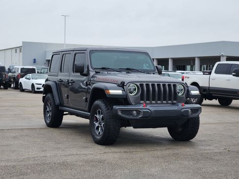 Used 2018 Jeep Wrangler Unlimited Rubicon AWD/4WD image 3