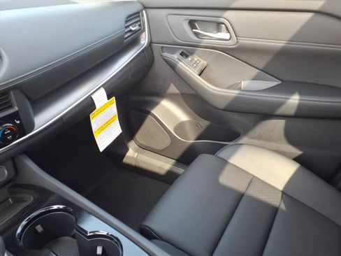 New 2026 Nissan Rogue SV w/ SV Premium Package image 23