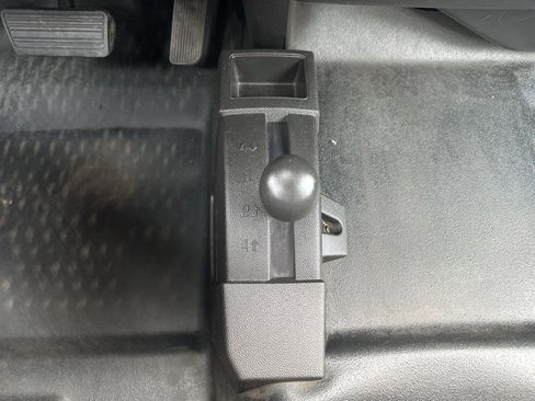 Used 2019 Chevrolet Silverado 2500 W/T image 6