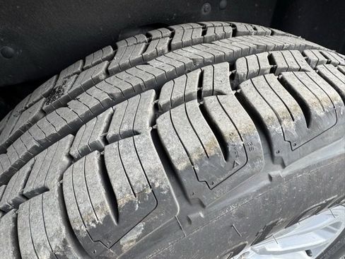 Used 2020 GMC Yukon SLT image 42