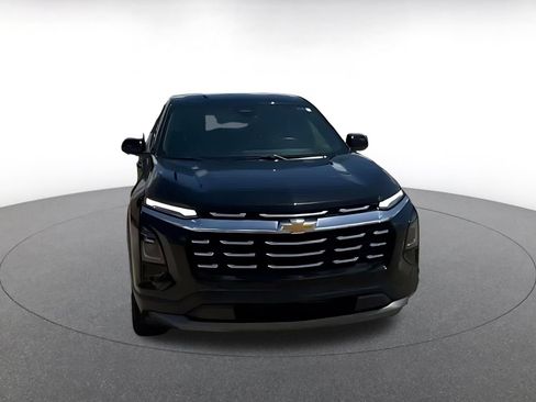 Used 2025 Chevrolet Equinox LT FWD image 4