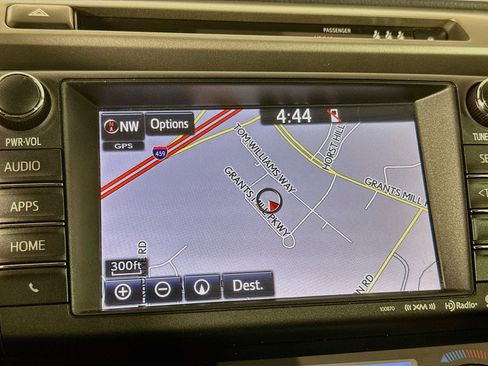 Used 2018 Toyota RAV4 XLE FWD image 22