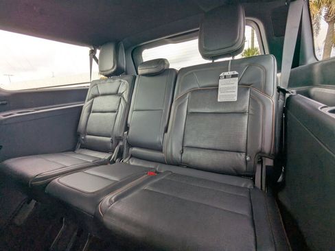 New 2025 Lincoln Navigator L Black Label image 14