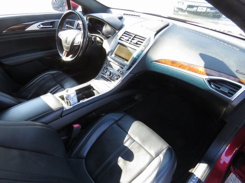 Used 2019 Lincoln MKZ Reserve image 14