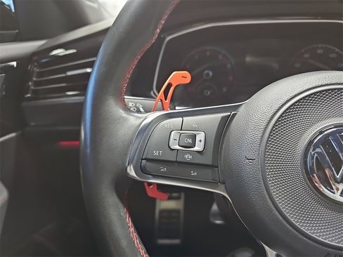 Used 2020 Volkswagen Jetta GLI image 16