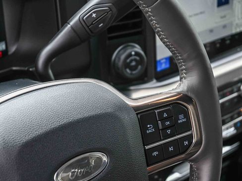 Used 2025 Ford F350 Platinum w/ Platinum Plus Package image 27