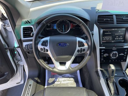 Used 2014 Ford Explorer Sport w/ Equipment Group 401A AWD/4WD image 10