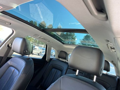Used 2018 Audi Q5 2.0T Premium Plus w/ Premium Plus Package image 21